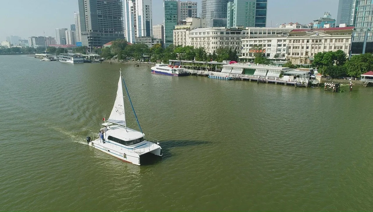 Du Thuyền Yacht 11
