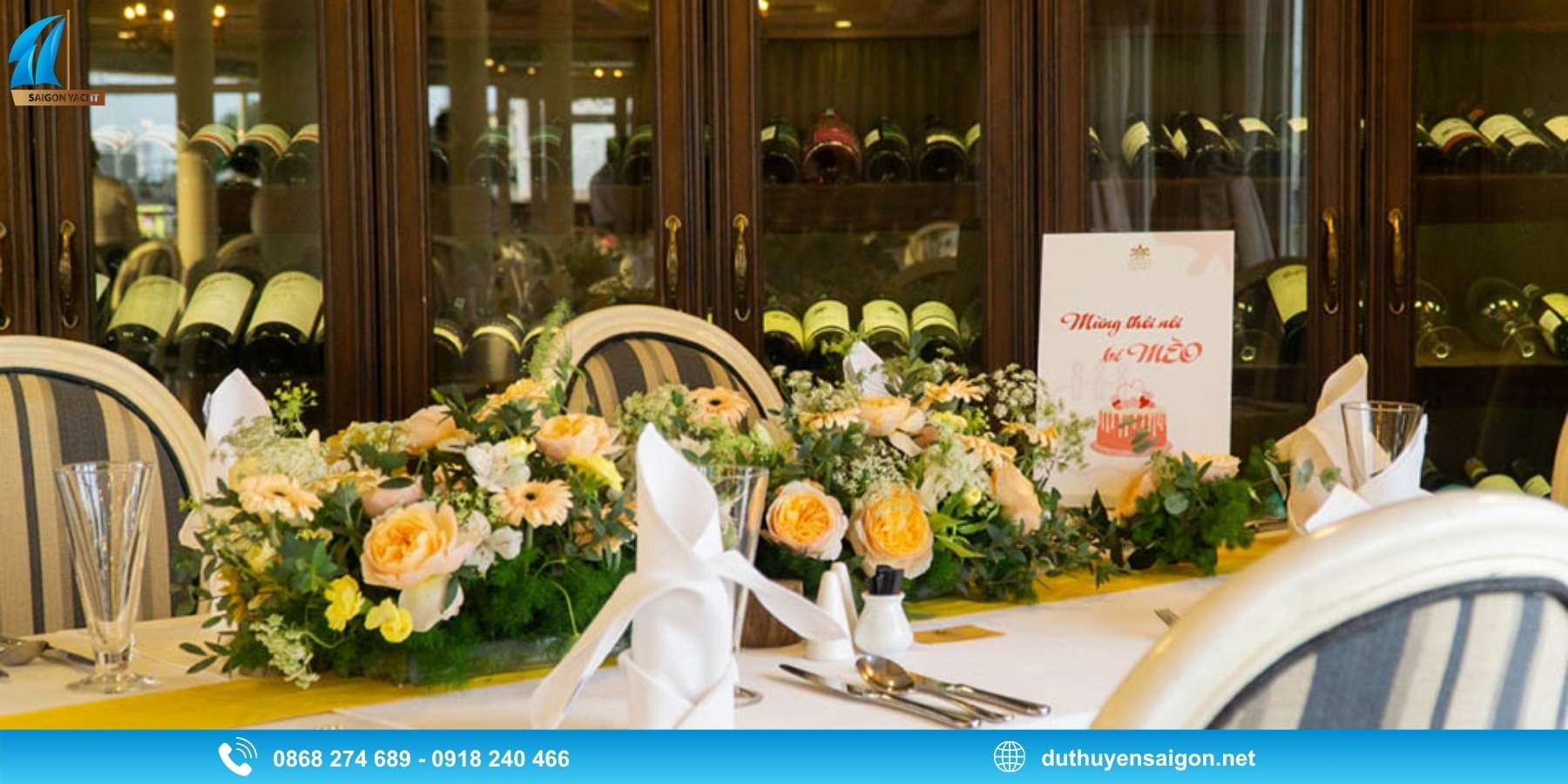 Nên chọn du thuyền ăn tối hay thuê du thuyền riêng để tổ chức sinh nhật?