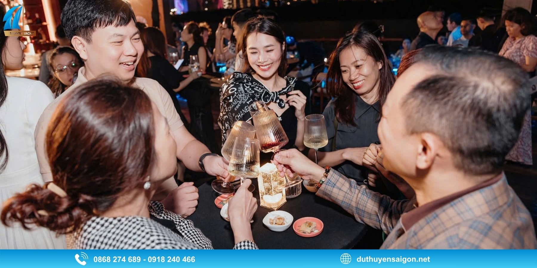 Vì sao nên trải nghiệm ăn tối trên du thuyền tại TP.HCM?